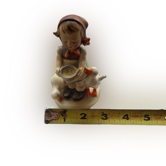 Vintage Hummel Goebel Figurine “Be Patient” Girl with Geese – 1948 W. Germany - Picture 7 of 7